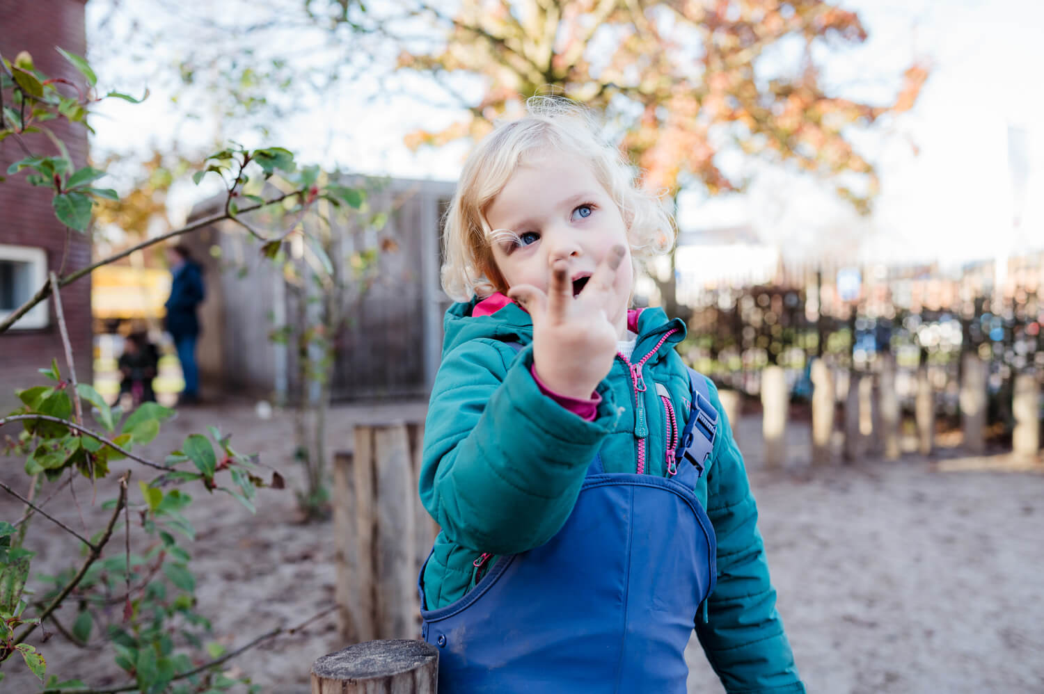 Bzzzonder-spelen-peuterschool-buiten-tellen